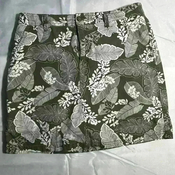 croft & barrow Dresses & Skirts - Croft & Barrow Floral Skorts